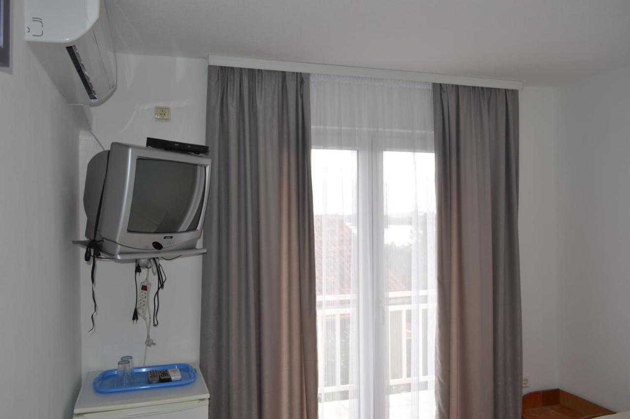 Apartment Adria *